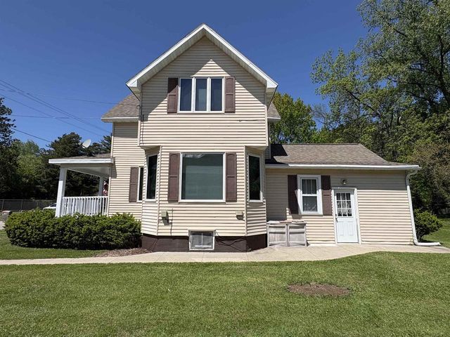 160 WASHBURN AVENUE, Oconto, WI 54153