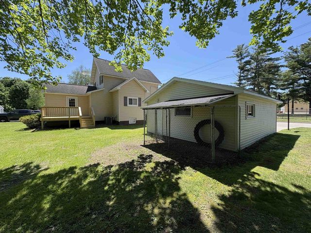 160 WASHBURN AVENUE, Oconto, WI 54153