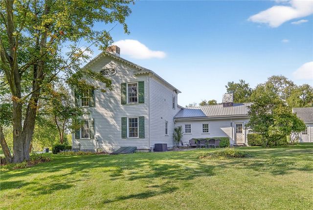 3396 Rockefeller Rd, Niles, NY 13118