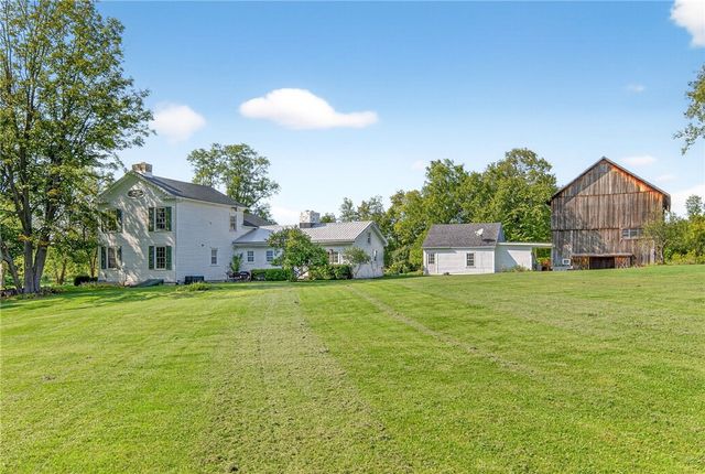 3396 Rockefeller Rd, Niles, NY 13118