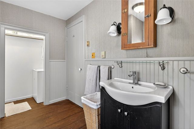 3396 Rockefeller Rd, Niles, NY 13118