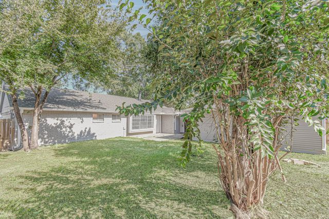 4318 Burkegate Drive, Spring, TX 77373
