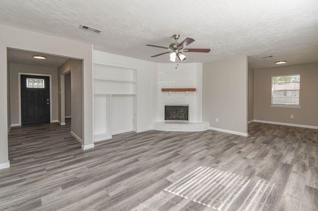 4318 Burkegate Drive, Spring, TX 77373