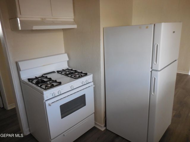 701 W Yandell Drive 8, El Paso, TX 79902