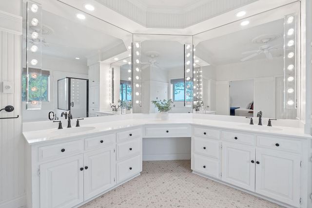 27030 Masters PKWY, Spicewood, TX 78669