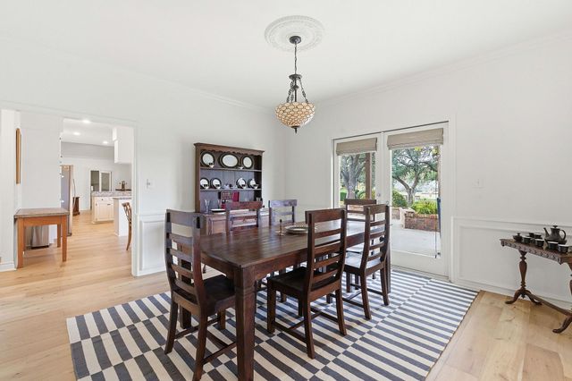 27030 Masters PKWY, Spicewood, TX 78669