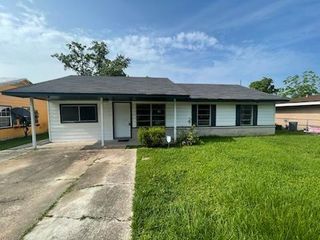 9327 Homewood Lane, Houston, TX 77078