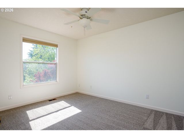 12400 Sw 131ST Ave, Tigard, OR 97223