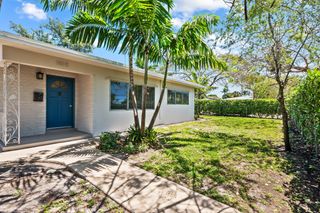 1015 NE 12th Street, Fort Lauderdale, FL 33304