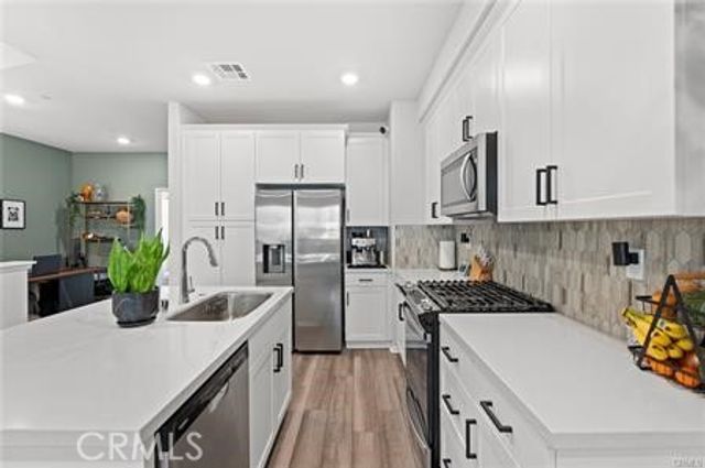 1752 Cayton Loop, West Covina, CA 91790