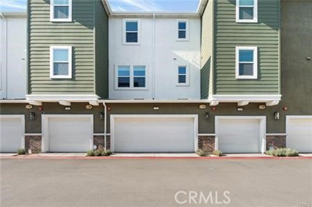 1752 Cayton Loop, West Covina, CA 91790