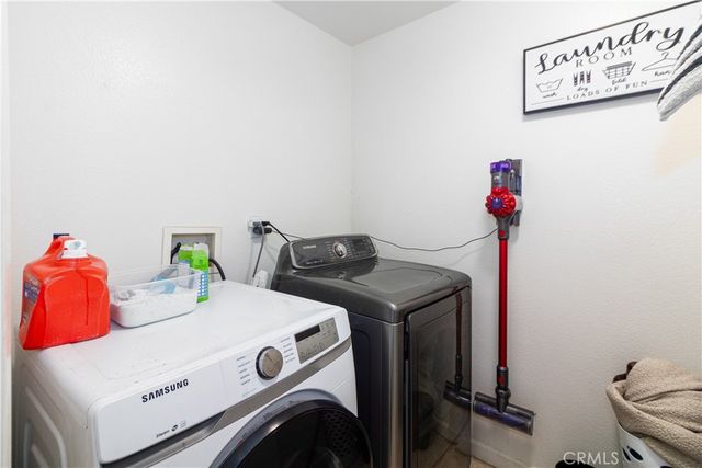 13363 Merry Oaks, Victorville, CA 92392