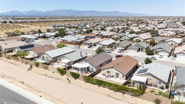 13363 Merry Oaks, Victorville, CA 92392