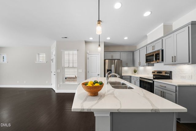 182 Manordale Drive, Chapel Hill, NC 27517