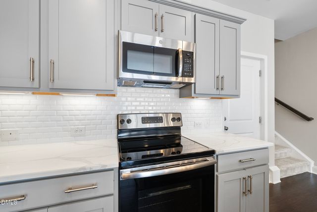 182 Manordale Drive, Chapel Hill, NC 27517