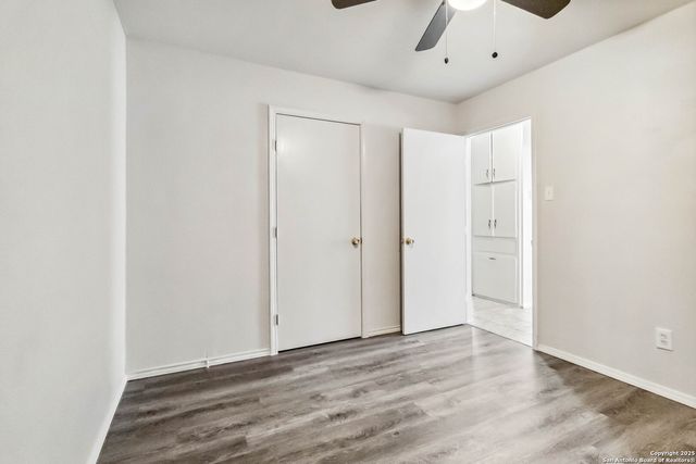 4714 Newcome, San Antonio, TX 78229