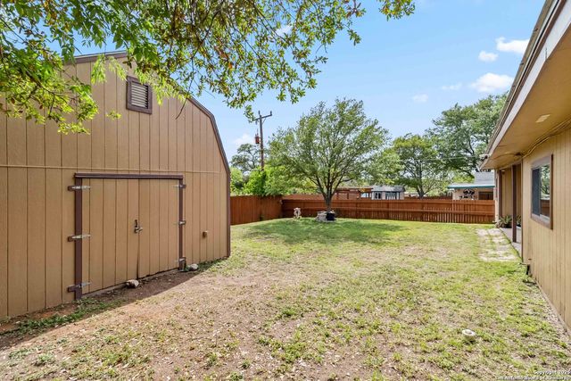 4714 Newcome, San Antonio, TX 78229