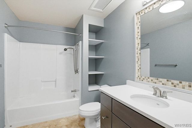 2915 Main Street 401, Buffalo, NY 14214