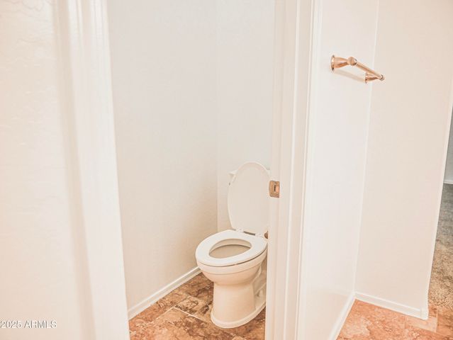 1024 W Ayrshire Trail, San Tan Valley, AZ 85143