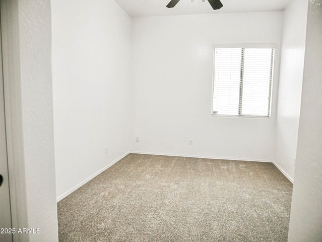 1024 W Ayrshire Trail, San Tan Valley, AZ 85143