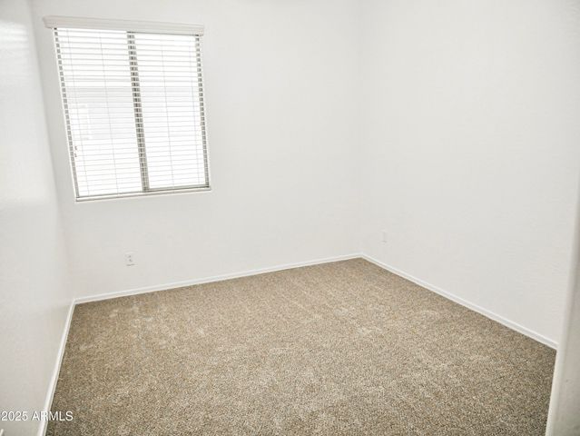 1024 W Ayrshire Trail, San Tan Valley, AZ 85143