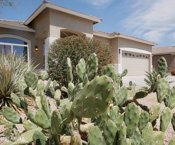 1024 W Ayrshire Trail, San Tan Valley, AZ 85143