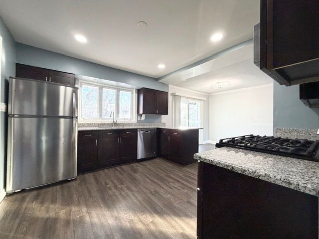 1616 Mayfield Avenue, Joliet, IL 60435