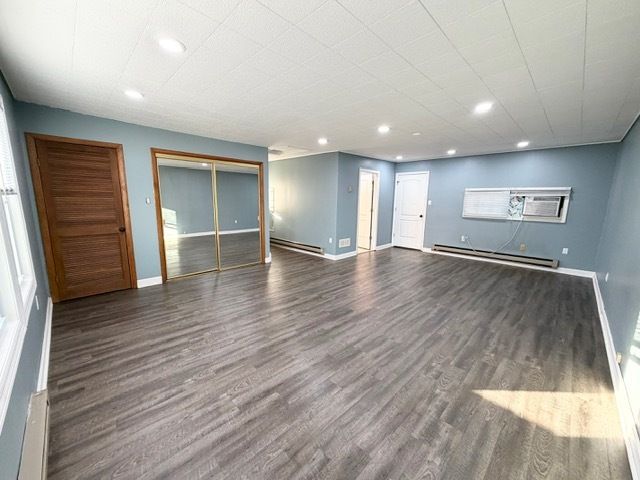 1616 Mayfield Avenue, Joliet, IL 60435