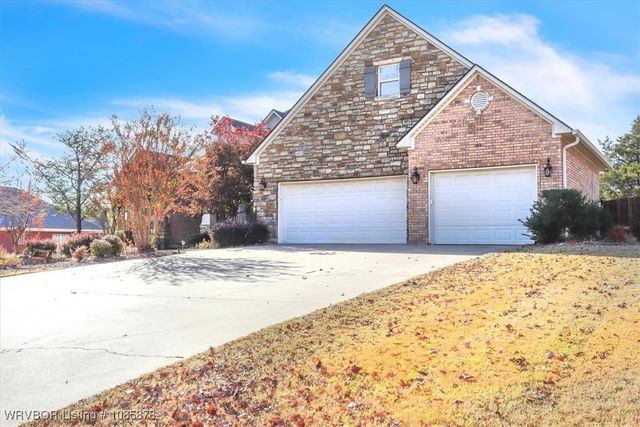 11200 Quail Crest Court, Fort Smith, AR 72916