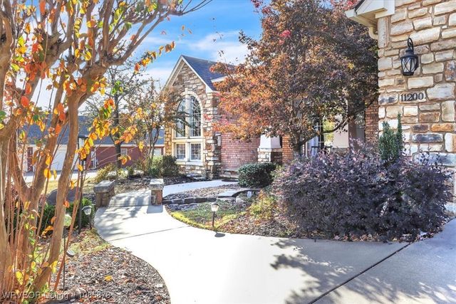 11200 Quail Crest Court, Fort Smith, AR 72916
