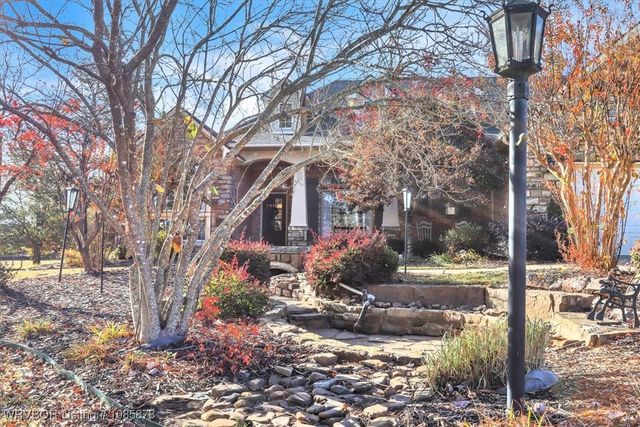 11200 Quail Crest Court, Fort Smith, AR 72916