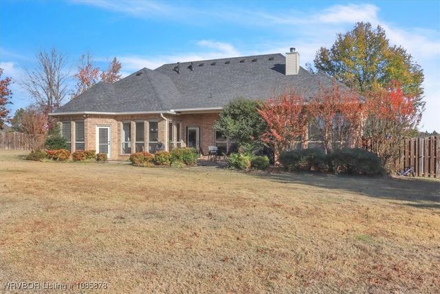 11200 Quail Crest Court, Fort Smith, AR 72916