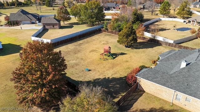 11200 Quail Crest Court, Fort Smith, AR 72916