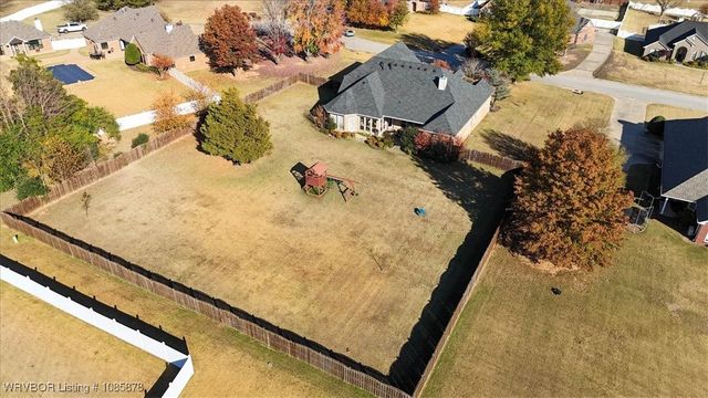 11200 Quail Crest Court, Fort Smith, AR 72916