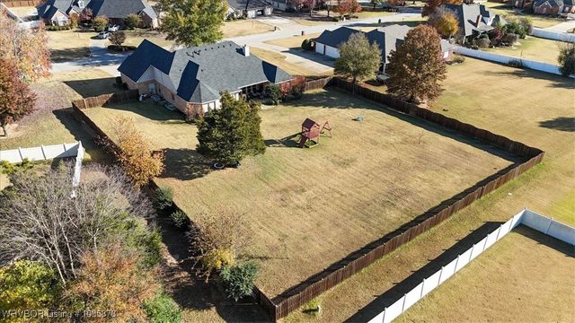11200 Quail Crest Court, Fort Smith, AR 72916