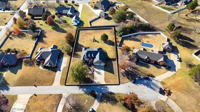 11200 Quail Crest Court, Fort Smith, AR 72916