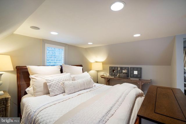 157 MANHASSET CT, Port Matilda, PA 16870