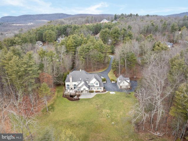 157 MANHASSET CT, Port Matilda, PA 16870