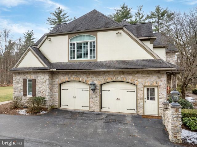 157 MANHASSET CT, Port Matilda, PA 16870