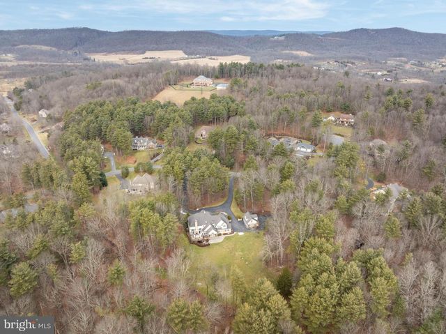 157 MANHASSET CT, Port Matilda, PA 16870