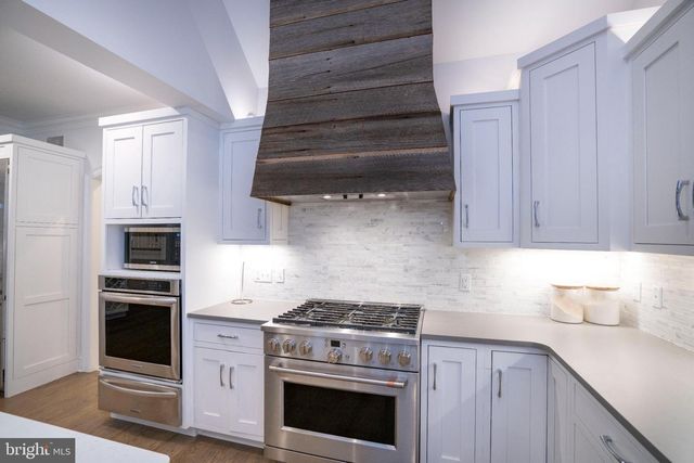 157 MANHASSET CT, Port Matilda, PA 16870