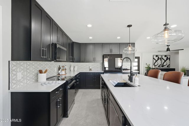 6420 E Virginia Avenue, Scottsdale, AZ 85257