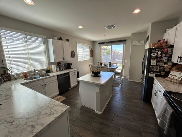 17939 W Villa Chula Lane, Surprise, AZ 85387