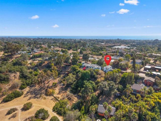 1243 Saxony Road, Encinitas, CA 92024