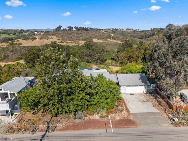 1243 Saxony Road, Encinitas, CA 92024