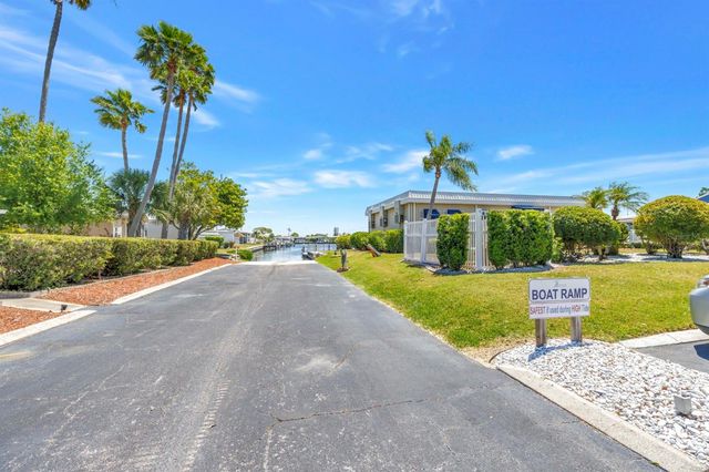 7225 MOUNT FAIRFIELD ROAD NE 541, St Petersburg, FL 33702