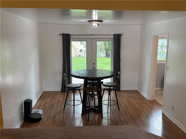 3110 Lakeview Circle, Leavenworth, KS 66048