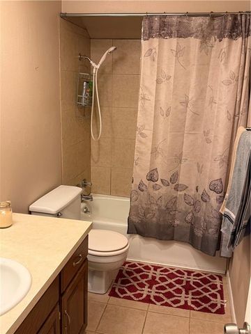 3110 Lakeview Circle, Leavenworth, KS 66048