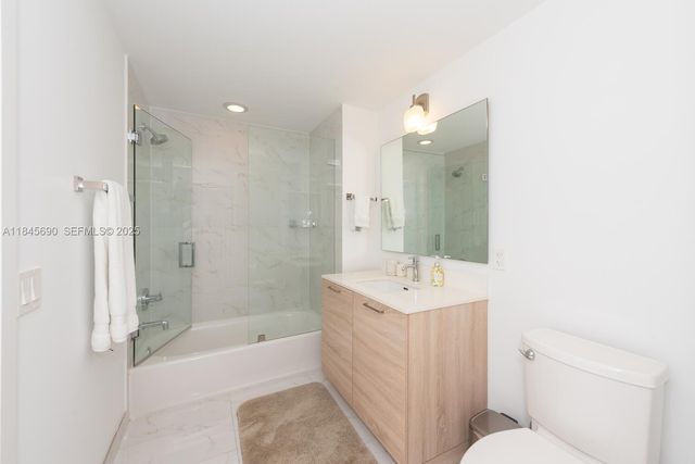 16385 Biscayne Boulevard 2904, North Miami Beach, FL 33160