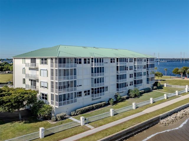 200 HARBOR WALK DRIVE 155, Punta Gorda, FL 33950